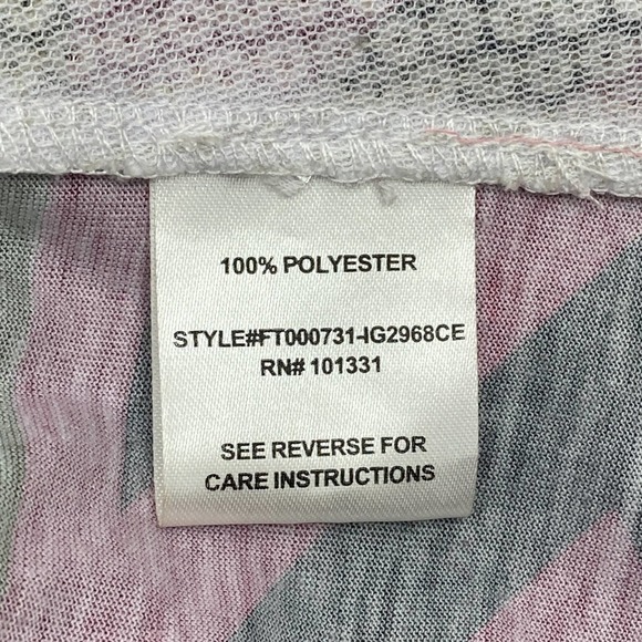 CHARLOTTE Russe Multicolored Aztec Print Sequined Front Tank Top - Picture 10 of 12